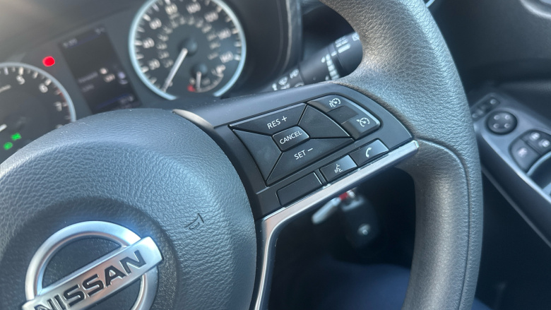 Nissan Juke 1.0 DiG-T Acenta 5dr Petrol Hatchback